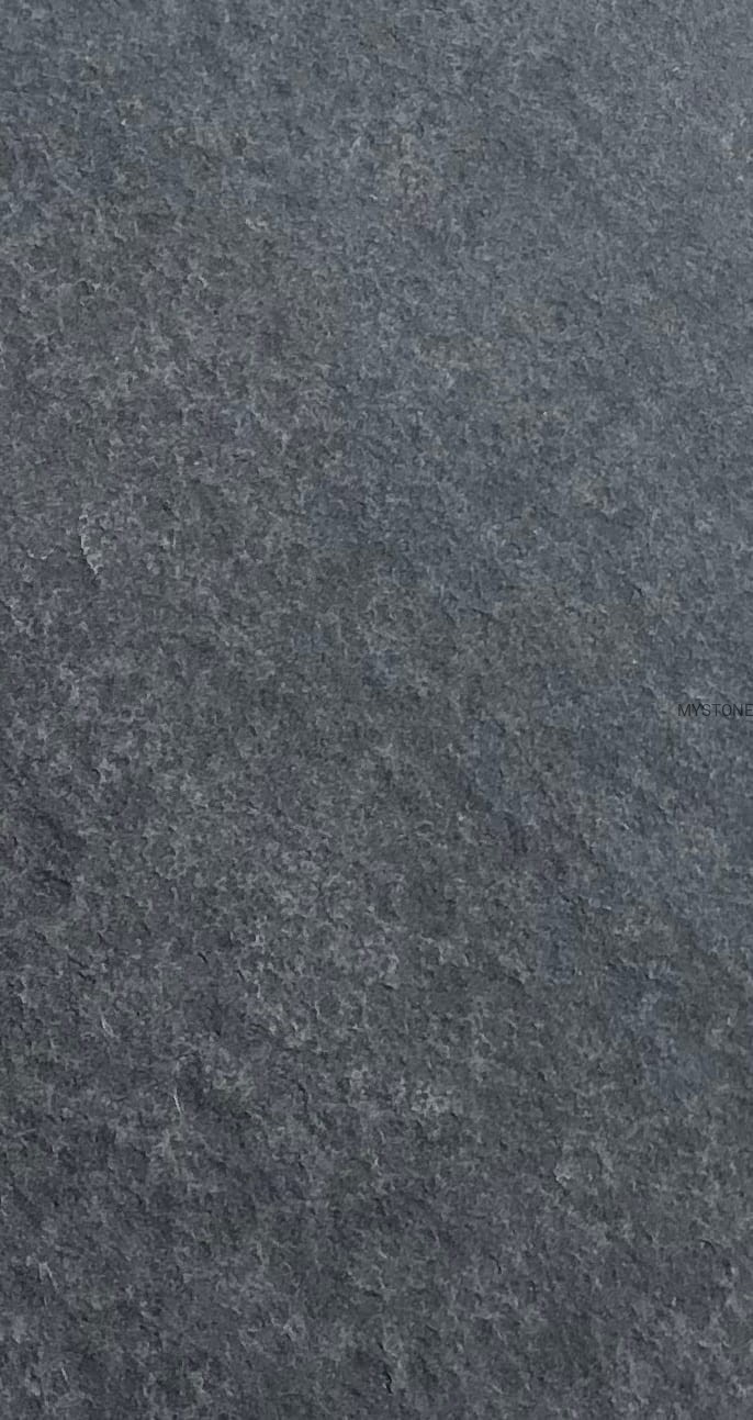 12806